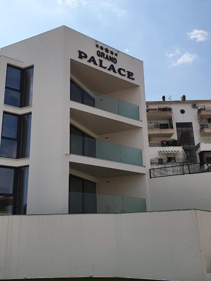 Grand Palace Trogir Exterior photo
